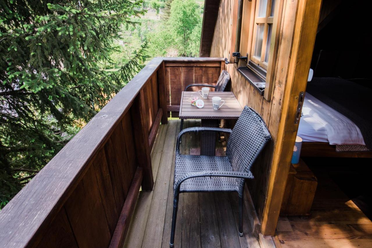 Guesthouse Pod Rastockim Krovom Слуни Екстериор снимка